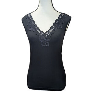 Banana Republic Petite Lace Trim V-Neck Tank Black Soft Goth Camisole Dark Roman